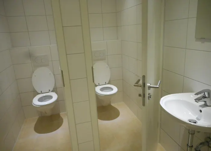 Alis اوغسبورغ