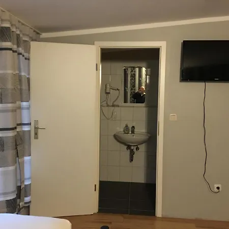 Alis Guest house 3*