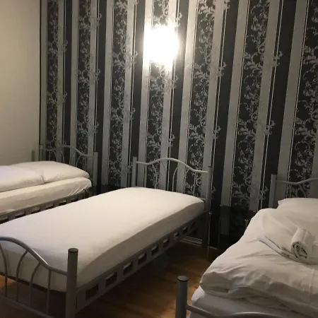 ゲストハウス Alis 3*